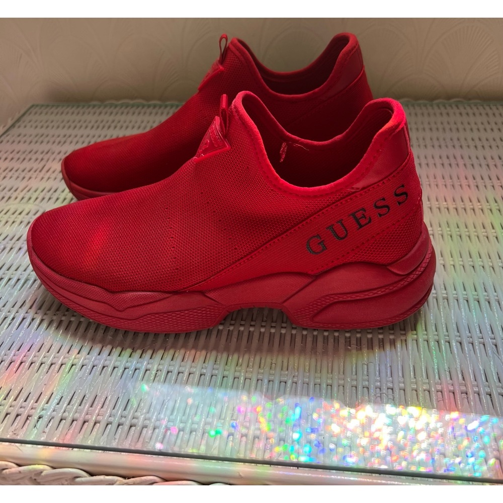 Guess WGLAKELEES-C Red Female Tennis Shoes - Size - 7M